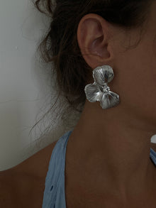  Orecchini fioritas argento